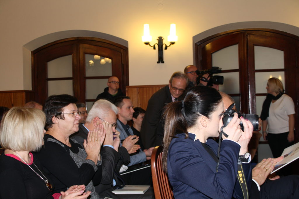 Spotkanie informacyjne w sprawie reformy edukacji w Jeleniej Górze