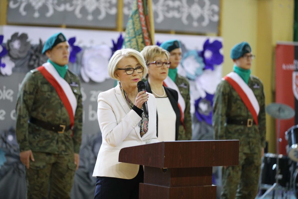 zakończenia roku klas maturalnych Technikom w Zespole Szkół Zawodowych i Ogólnokształcących w Kamiennej Górze.