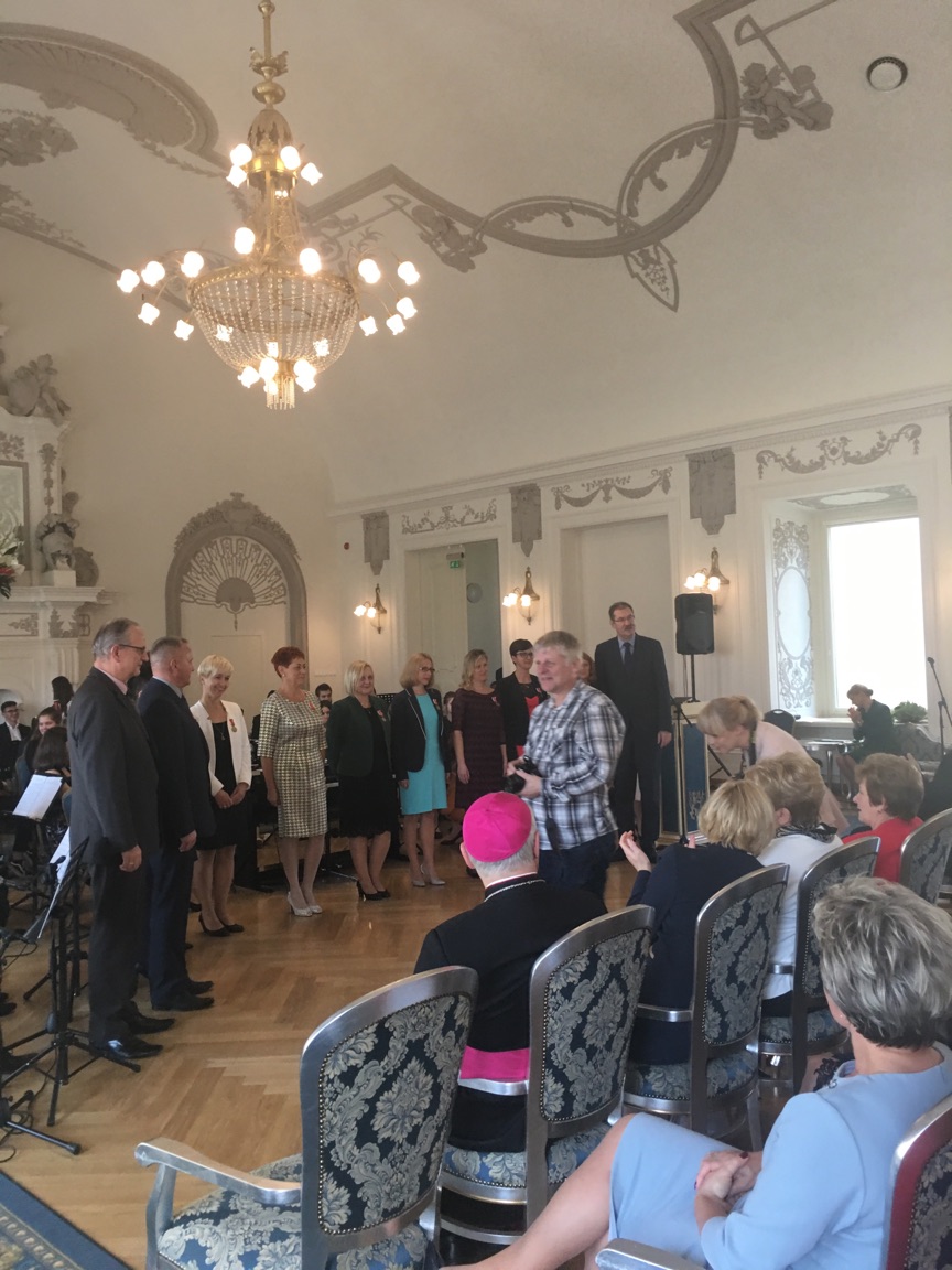 Uroczystość z okazji Dnia Edukacji Narodowej w Legnicy