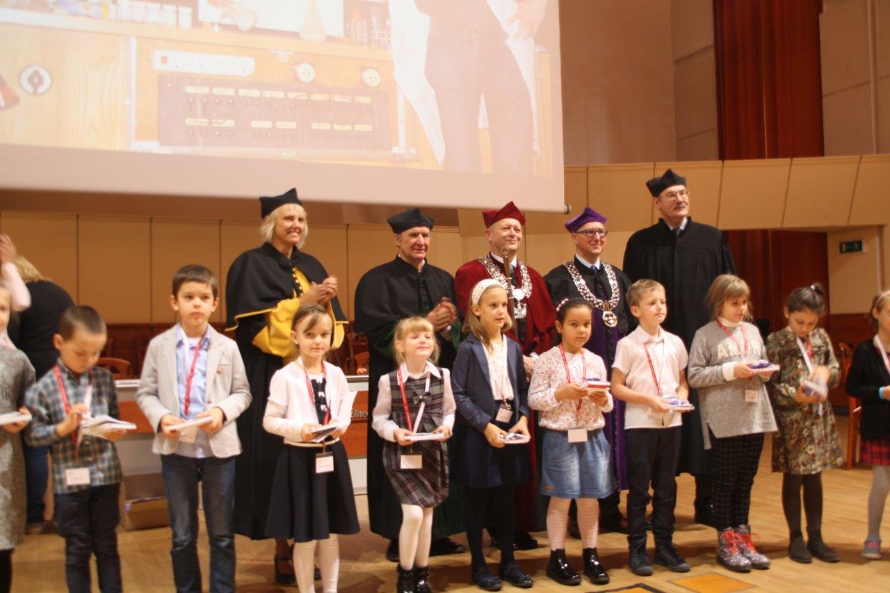 Uroczystość rozpoczęcia Akademii Młodych Odkrywców