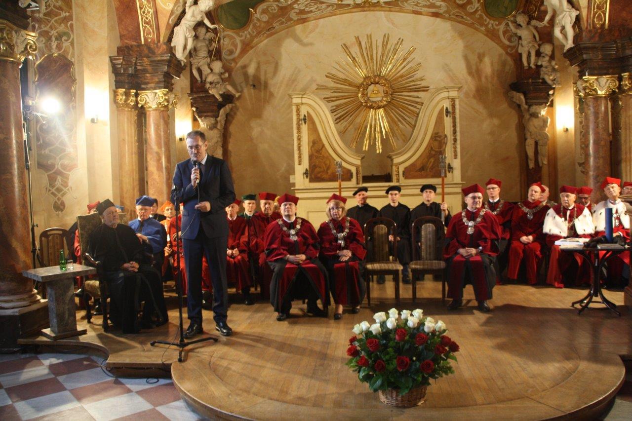 Uroczystość wręczenia Medali Komisji Edukacji Narodowej