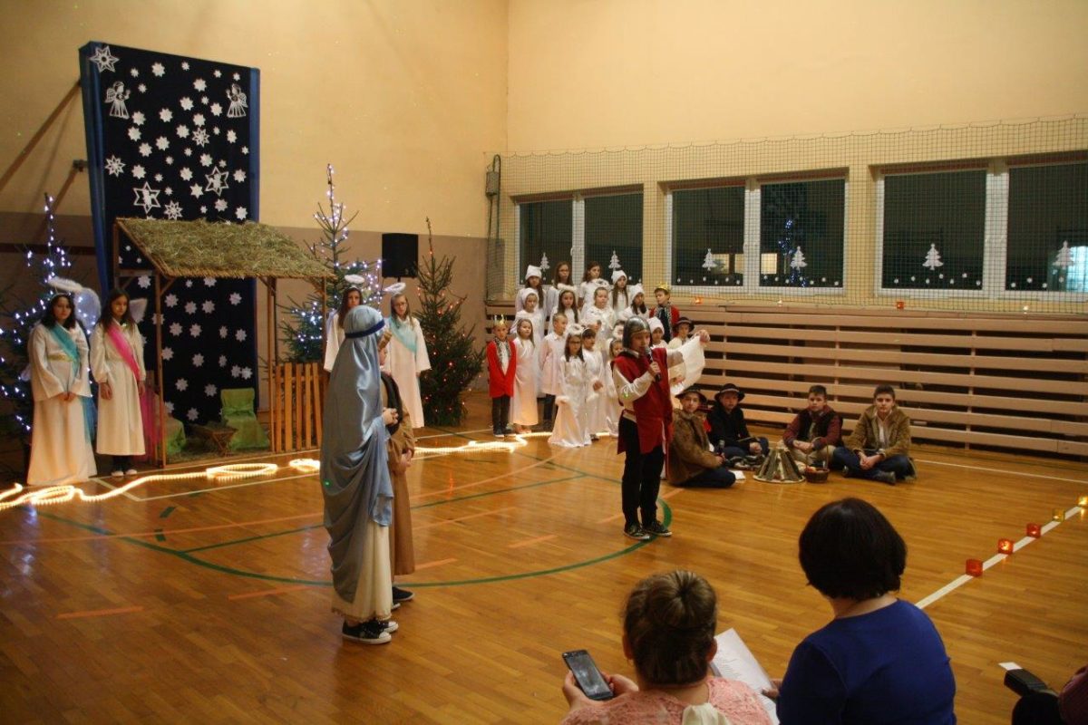 Jasełka w Szkole Podstawowej w Tymowej