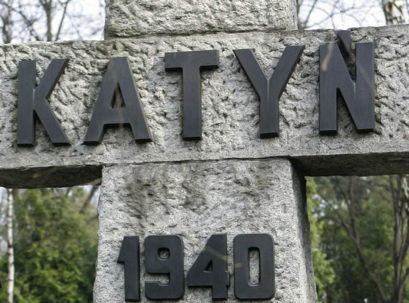 Katyn_pomnik