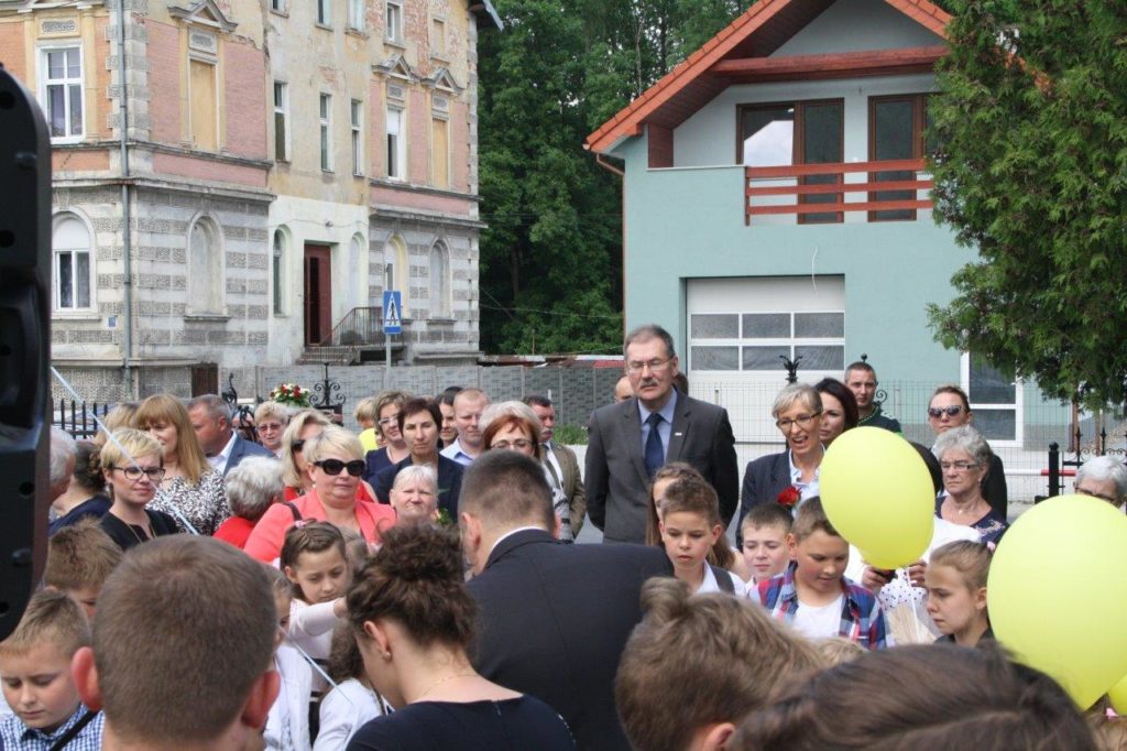  70–lecia działania Szkoły Podstawowej im. Polskiej Niezapominajki w Szczodrem