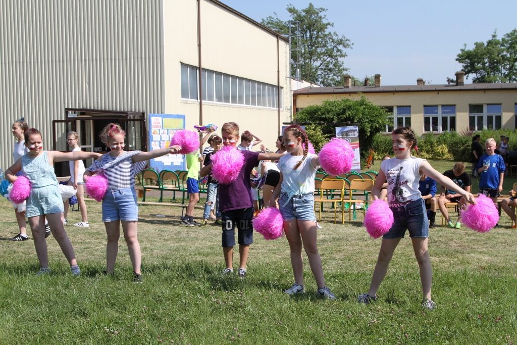 piknik rodzinny z okazji Dnia Dziecka pn. "POSTAW NA RODZINĘ I ZDROWIE"