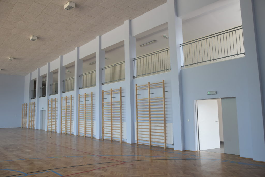 Otwarcie sali gimnastycznej oraz pracowni przyrodniczej 