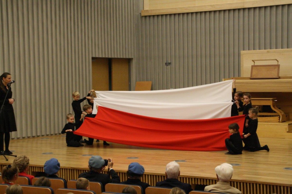 uroczystość "Przedszkolaki dla Niepodległej"