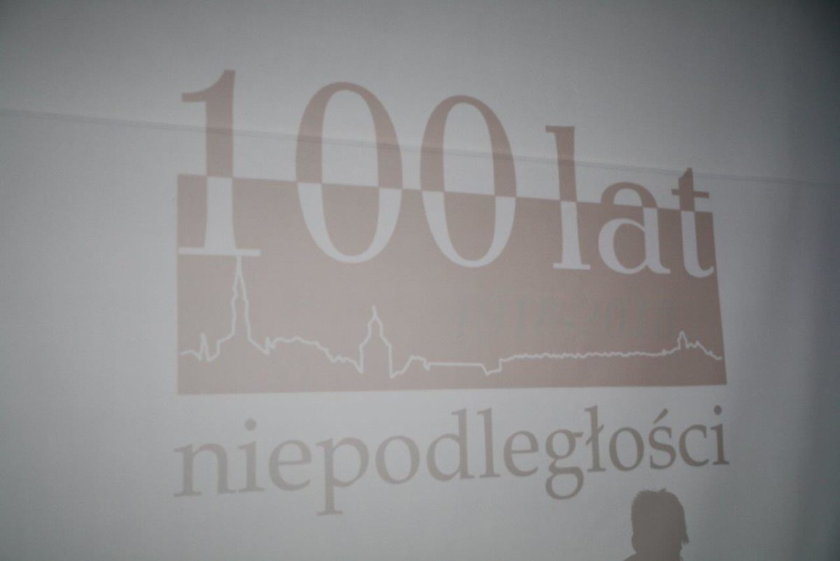 Wspólne Patriotyczne Śpiewanie w Liceum Ogólnokształcącym nr XI we Wrocławiu