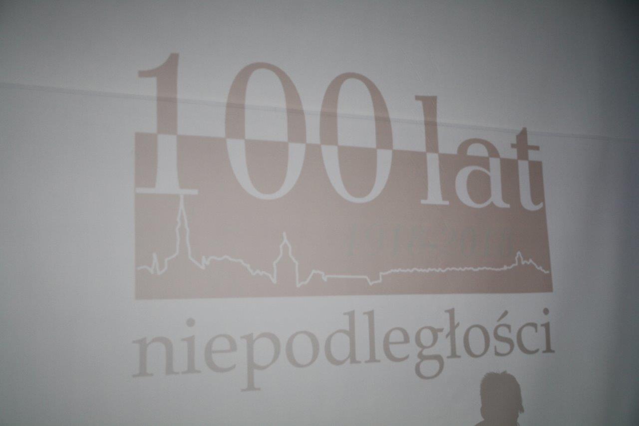 Wspólne Patriotyczne Śpiewanie w Liceum Ogólnokształcącym nr XI we Wrocławiu