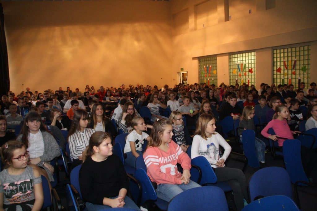 Dolnośląski Kurator Oświaty spotkał się z uczniami Zespołu Szkół Publicznych w Wińsku 