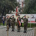 uroczystości z okazji Dnia Sybiraka, upamiętniającej 82. rocznicę agresji sowieckiej na Polskę zorganizowanej pod pomnikiem Zesłańców Sybiru na Skwerze Sybiraków we Wrocławiu