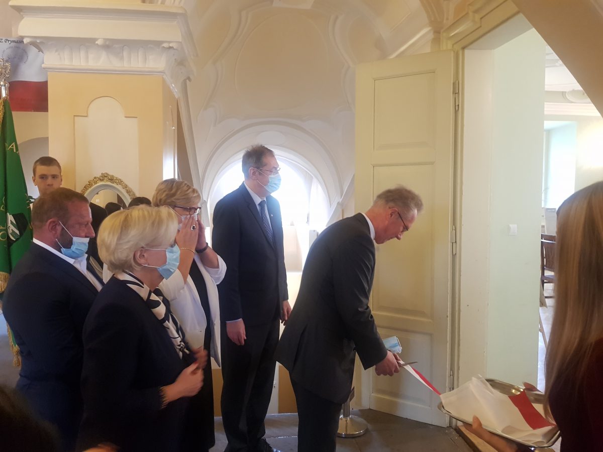 Inauguracja roku Kardynała Stefana Wyszyńskiego w Dolnośląskim Zespole Szkół w Biedrzychowicach