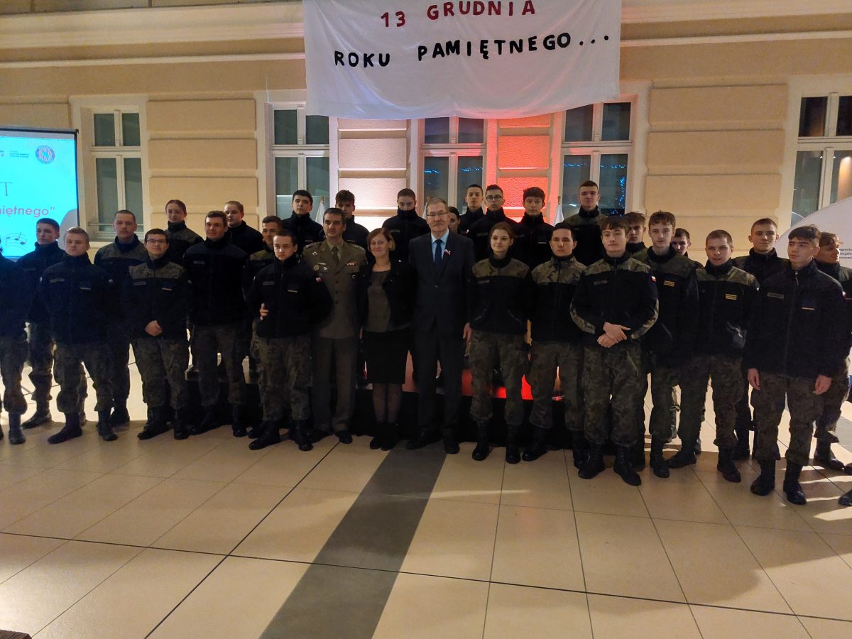 Koncert „13 grudnia roku pamiętnego…” w Legnicy