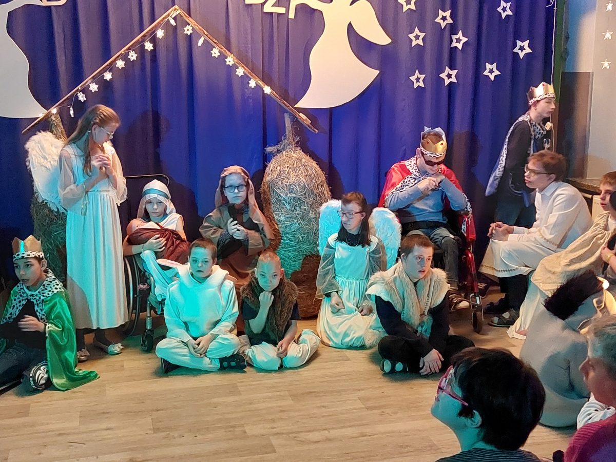 Dolnośląski Kurator Oświaty odwiedził Niepubliczny Specjalny Ośrodek Szkolno-Wychowawczy im. Jana Pawła II przy ZOL dla Dzieci w Jaszkotlu