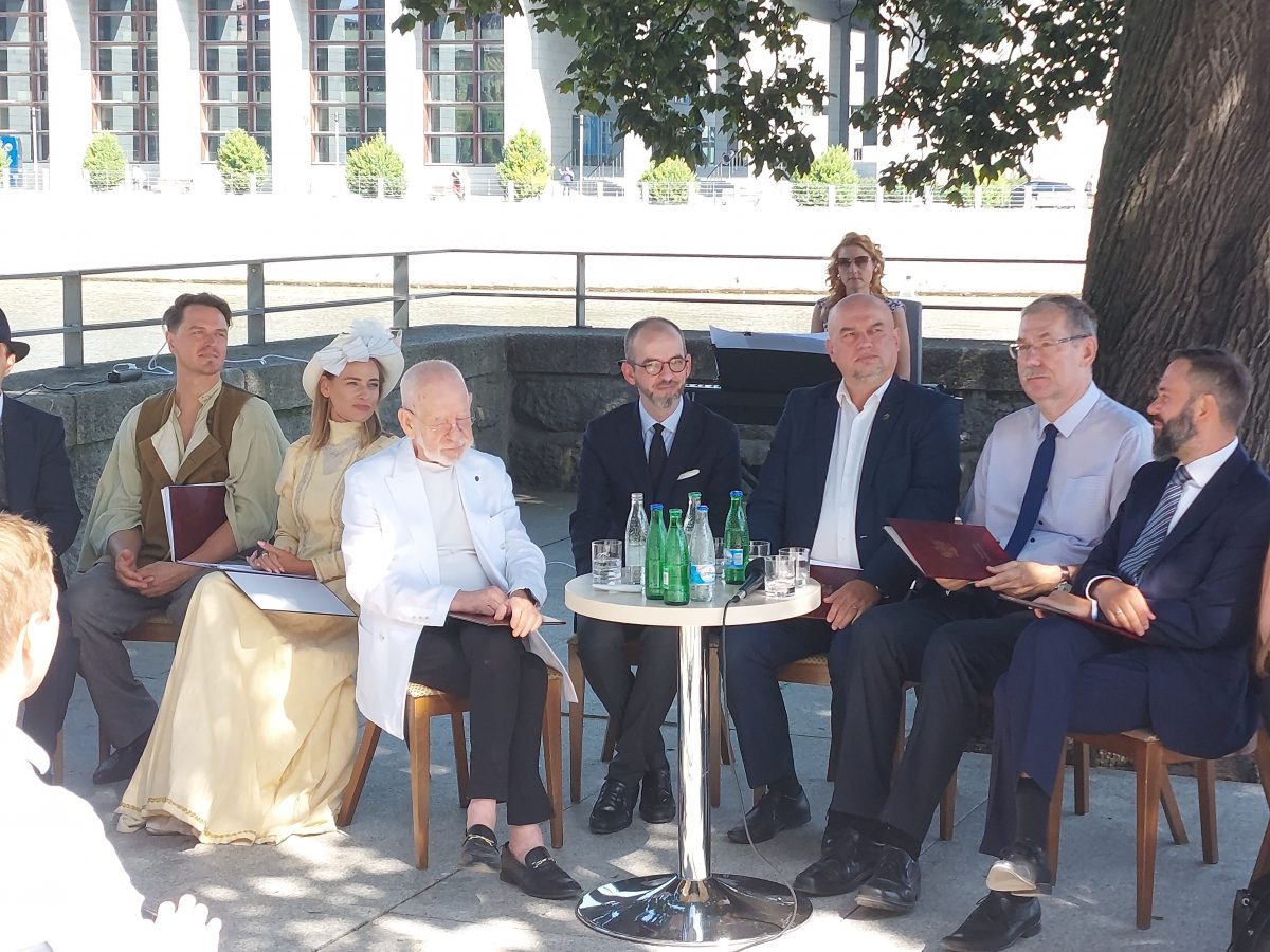 Narodowe Czytanie powieści „Nad Niemnem” we Wrocławiu