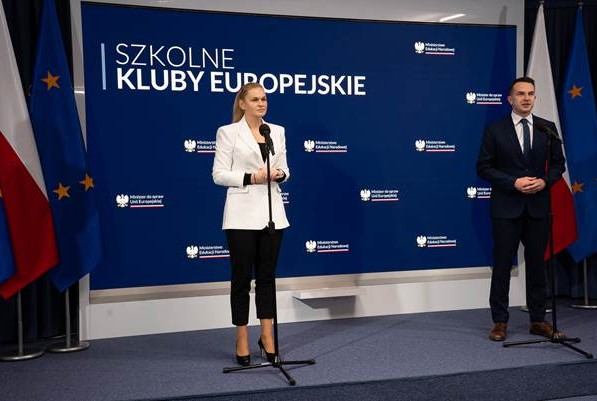 minister edukacji narodowej Barbara Nowacka oraz minister do spraw Unii Europejskiej Adam Szłapka